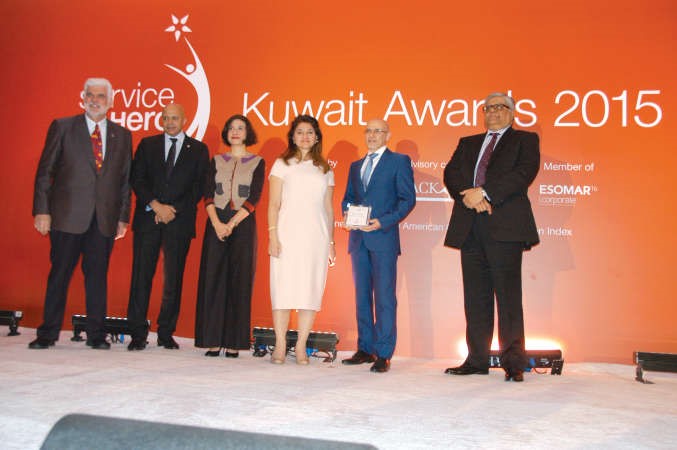 تكريم طيران الامارات