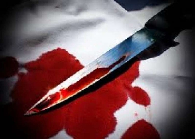 بالفيديو.. السعودية: عاد من المدرسة يبحث عن حضن أبيه.. فنحره