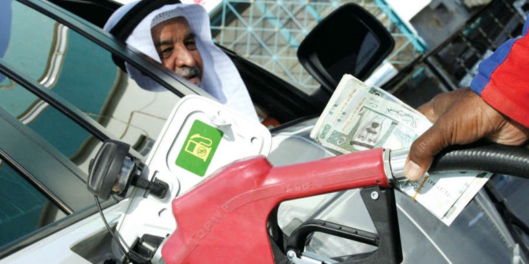 خفض الدعم عن الوقود لا يوفر فائضا في الموازنات الخليجية﻿