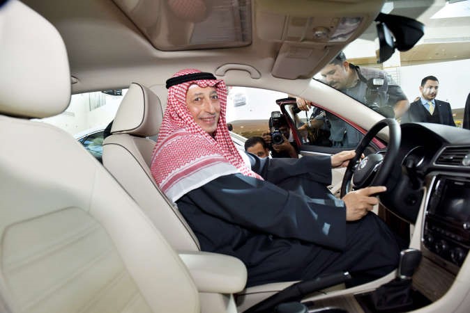 علي مراد بهبهاني داخل مقصورة باسات 2016 