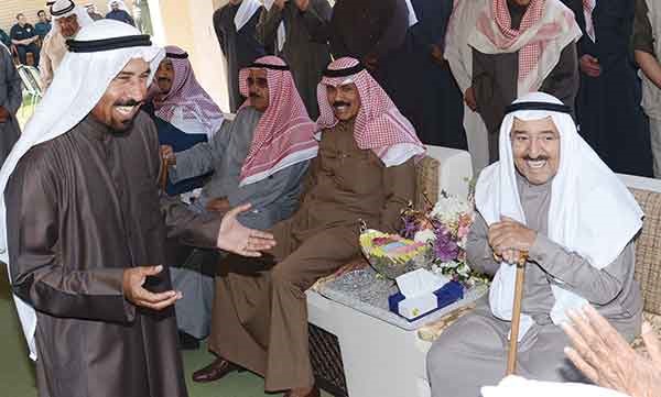حديث باسم بين صاحب السمو الامير الشيخ صباح الاحمد وسمو ولي العهد الشيخ نواف الاحمد والشيخ علي الجابر ﻿