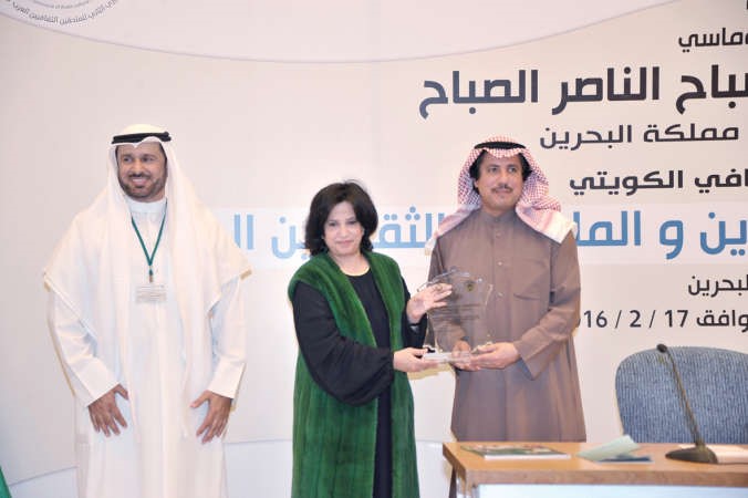  السفير الشيخ عزام الصباح والشيخة مي ال خليفة ﻿
