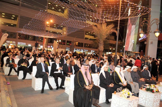 جانب من الحضور الكبير في احتفالية شركة الكويت للاستثمار بالاعياد الوطنية	قاسم باشا﻿