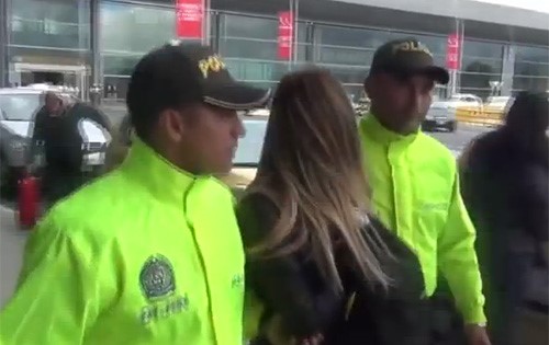 بالفيديو.. عارضة أزياء تختطف منافستها وتعذبها