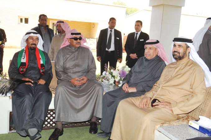 الشيخ صباح الخالد والشيخ علي الجابر مع السفير السعودي د عبدالعزيز الفايز والسفير الاماراتي رحمة الزعابي