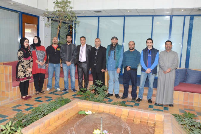 المهندسون المشاركون بالدورة في لقطة جماعية
