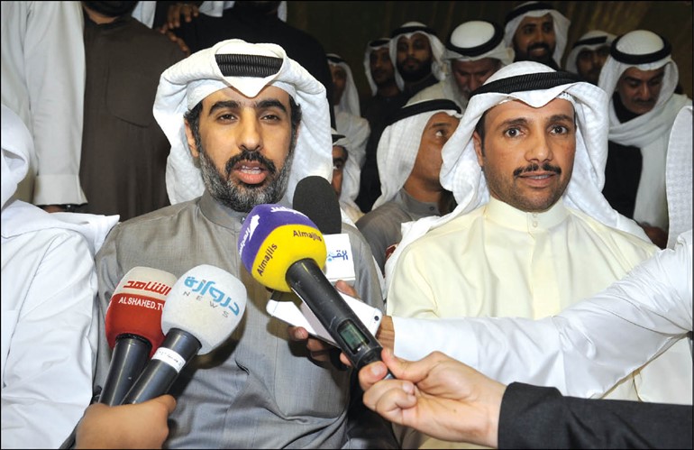 رئيس مجلس الامة مرزوق الغانم يبارك للنائب علي الخميس