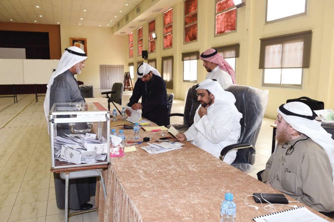 احدى اللجان الانتخابية﻿