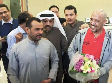 اشرف عبدالباقي لدى وصوله الكويت﻿