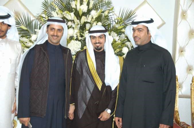 الرائد فيصل بن خضير والرائد ثامر العتيبي يباركان﻿