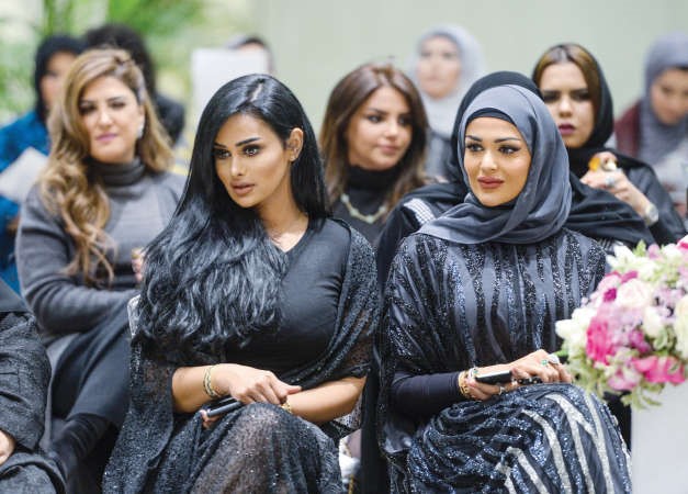 حضور مميز من الفاشينيستا مرمر وعهود العنزي