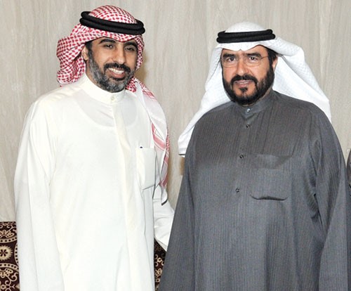 سعدون حماد يهنئ علي الخميس