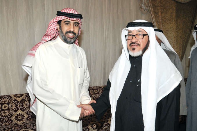 مستشار الادارة العامة الزميل يوسف عبدالرحمن مهنئا
