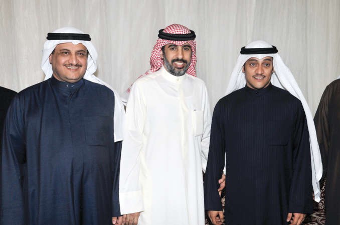 الخميس متوسطا طلال ولؤي جاسم الخرافي
