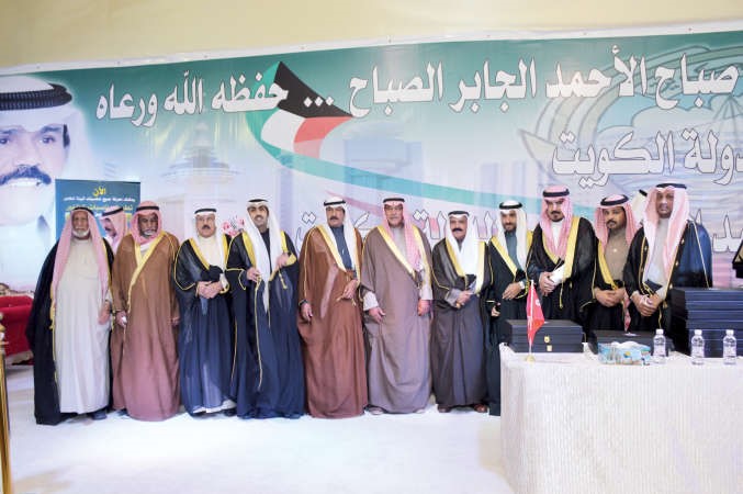 عدد من شيوخ ووجهاء قبيلة الظفير خلال الملتقى الثانيانور الكندري