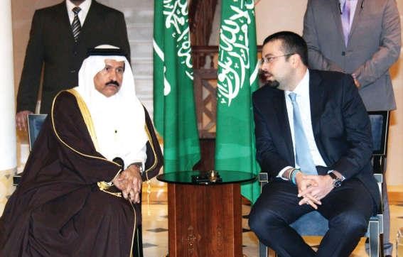 الامين العام لتيار المستقبل احمد الحريري ملتقيا السفير السعودي علي عواض العسيري تضامنا مع السعودية