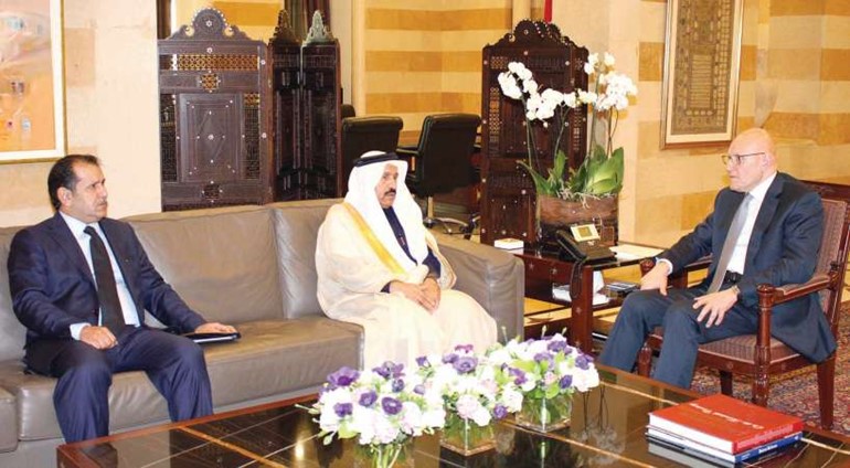 رئيس الحكومة تمام سلام مستقبلا السفير السعودي علي عواض عسيريمحمود الطويل﻿