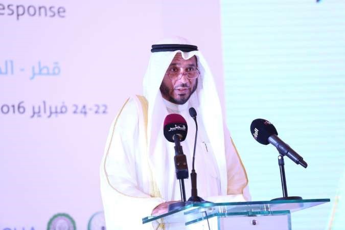 د عبدالله المعتوق متحدثا خلال الاجتماع﻿