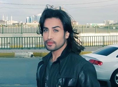 شاهد.. عروس تصدم تومي عمران بصورها قبل وبعد المكياج! 