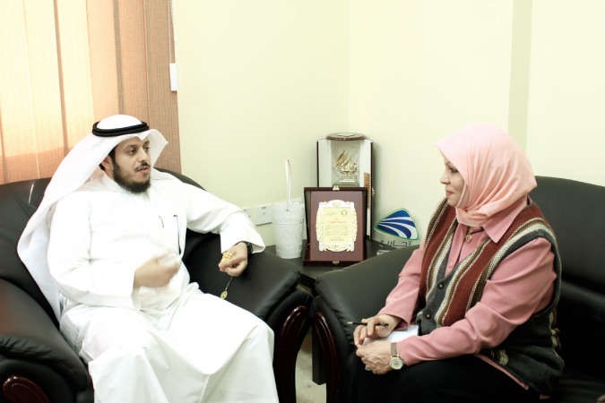خالد الجهيم يتحدث للزميلة ليلى الشافعي
