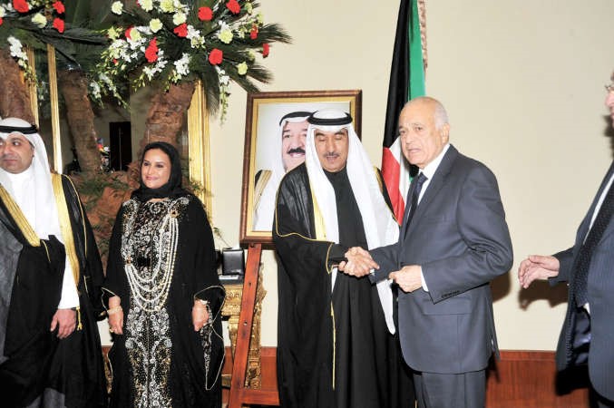 د نبيل العربي مهنئا 	ناصر عبدالسيد﻿