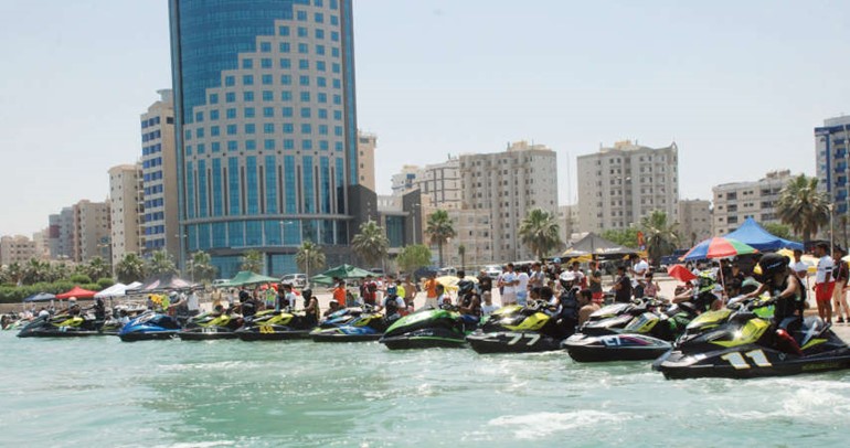 سباقات الدرجات المائية تعود في 12 مارس المقبل