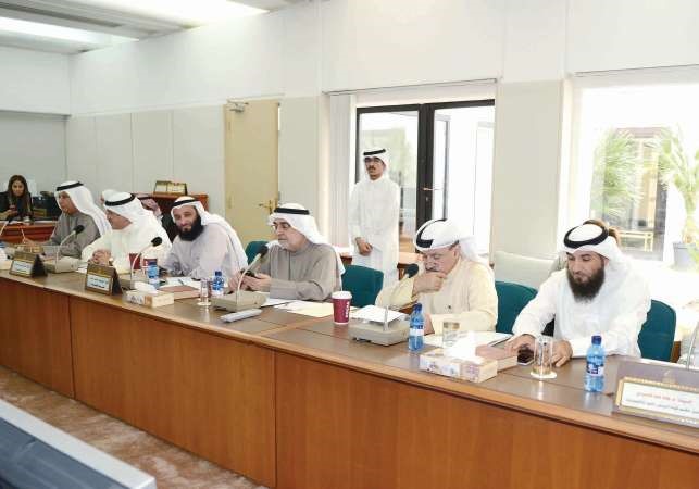 مبارك الحريص وعسكر العنزي وسعود الحريجي واحمد لاري ومحمد طنا وعلام الكندري ﻿