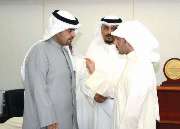 الرئيس مرزوق الغانم مع انس الصالح﻿