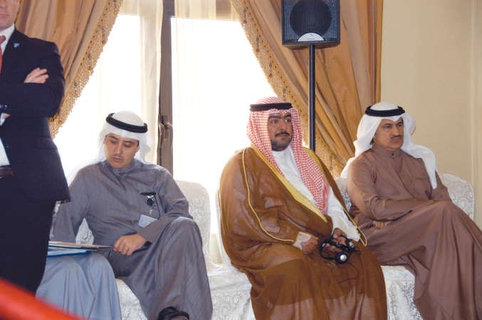 الشيخ ثامر العلي والسفير ضاري العجران والشيخ د احمد ناصر المحمد