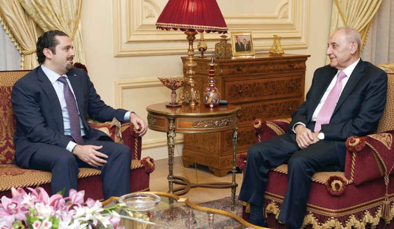 رئيس مجلس النواب نبيه بري مستقبلا الرئيس سعد الحريري مساء امس في عين التينةمحمود الطويل