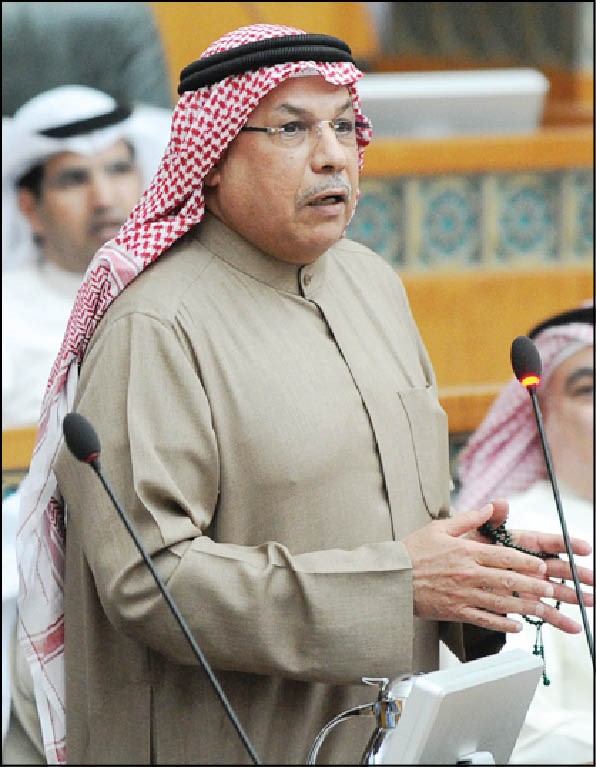 الشيخ خالد الجراح متحدثا في المجلس امس