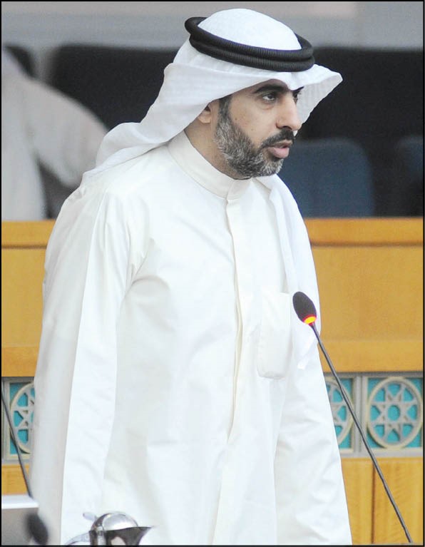 والنائب علي الخميس يؤدي اليمينهاني الشمري