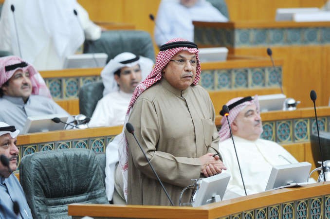 الشيخ خالد الجراح خلال الجلسة