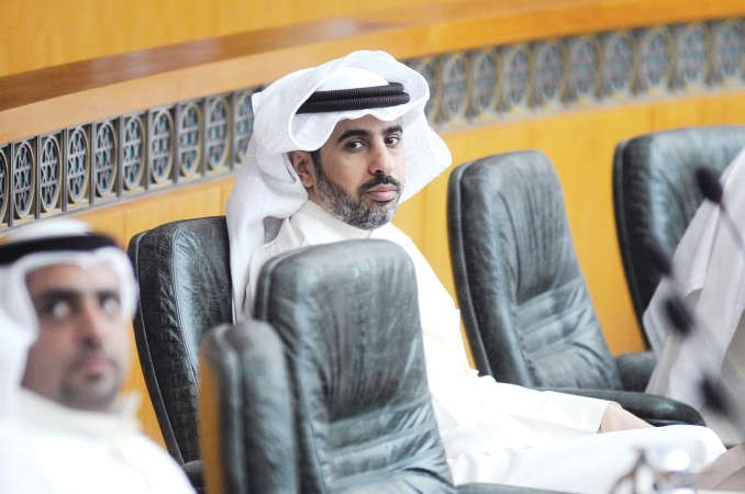 علي الخميس