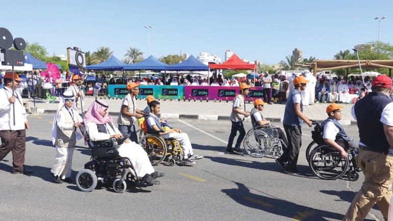  جانب من المشاركين في ماراثون الانسان﻿