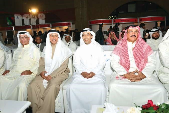 مشعل السبيعي متوسطا الحضور﻿