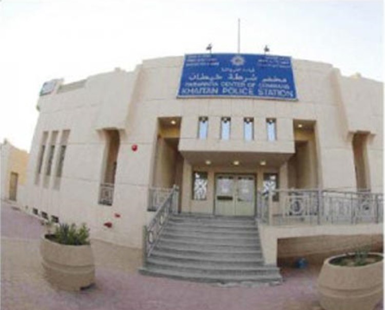 التحقيق مع عربي لحيازة أختام تخص جهة VIP