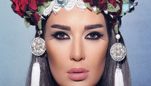 مشاهير تعرضت حساباتهم للقرصنة 