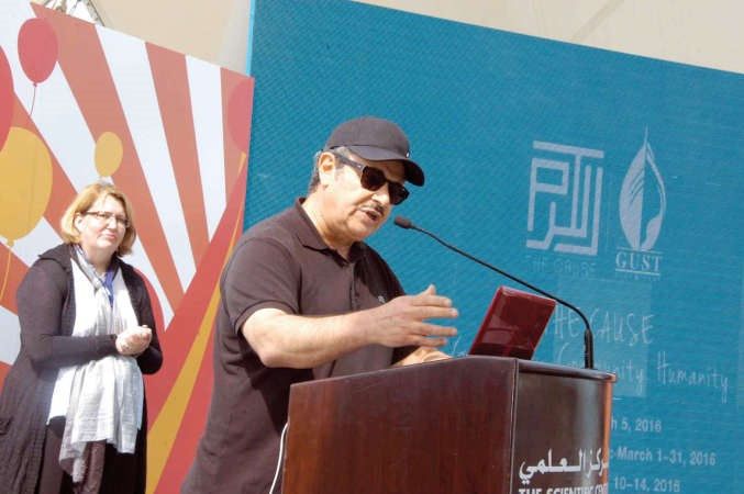 مجبل المطوع يلقي كلمة ترحيبية للضيوف