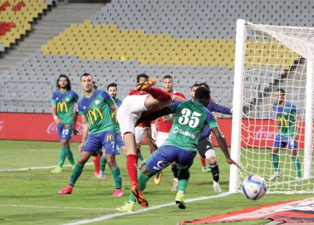الاهلي تفوق بالنتيجة في اول ظهور مع مدربه مارتن يول رسميا 