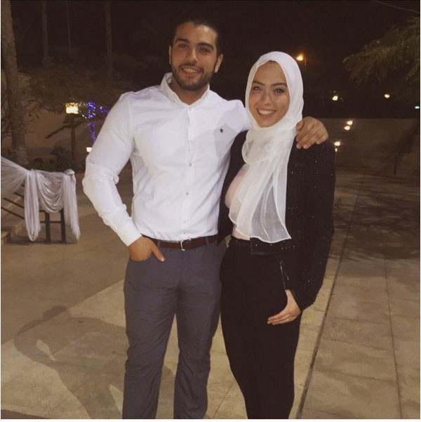 بالصور.. حفيدة عبدالرحمن أبو زهرة تخطف الأنظار  بموهبتها