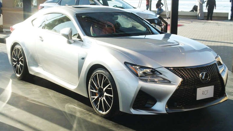 لكزس RCF