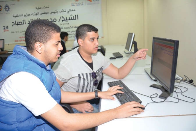 ثانويتا حمود الجابر وبيان تفوزان بمسابقة التوعية ضمن «ميكانيكا السيارات 2016»
