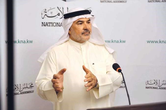 صالح عاشور متحدثا في مجلس الامة امس