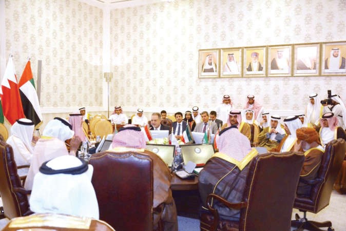 جانب من اجتماع الوزاري الخليجي﻿