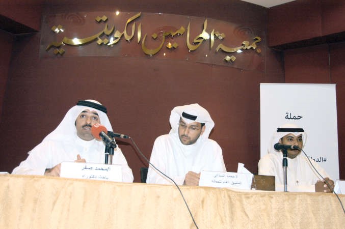 محمد السداني اثناء الندوة محمد هاشم
