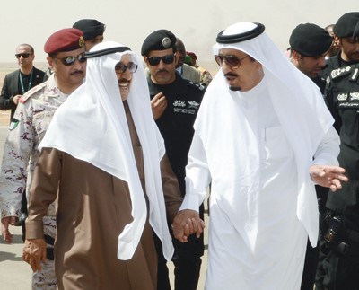صاحب السمو الامير الشيخ صباح الاحمد وخادم الحرمين الشريفين الملك سلمان بن عبدالعزيز خلال الحفل الختامي للتمرين