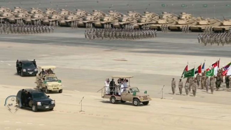 خادم الحرمين : فخورون بتضامننا.. وعازمــون على ردع قوى الشر والتطرف ومحاربة الإرهاب