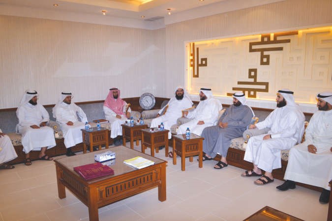 جانب من الوفد السعودي الزائر