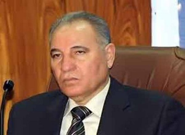 رسمياً.. رئيس الوزراء المصري يصدر قراراً بإعفاء وزير العدل من منصبه